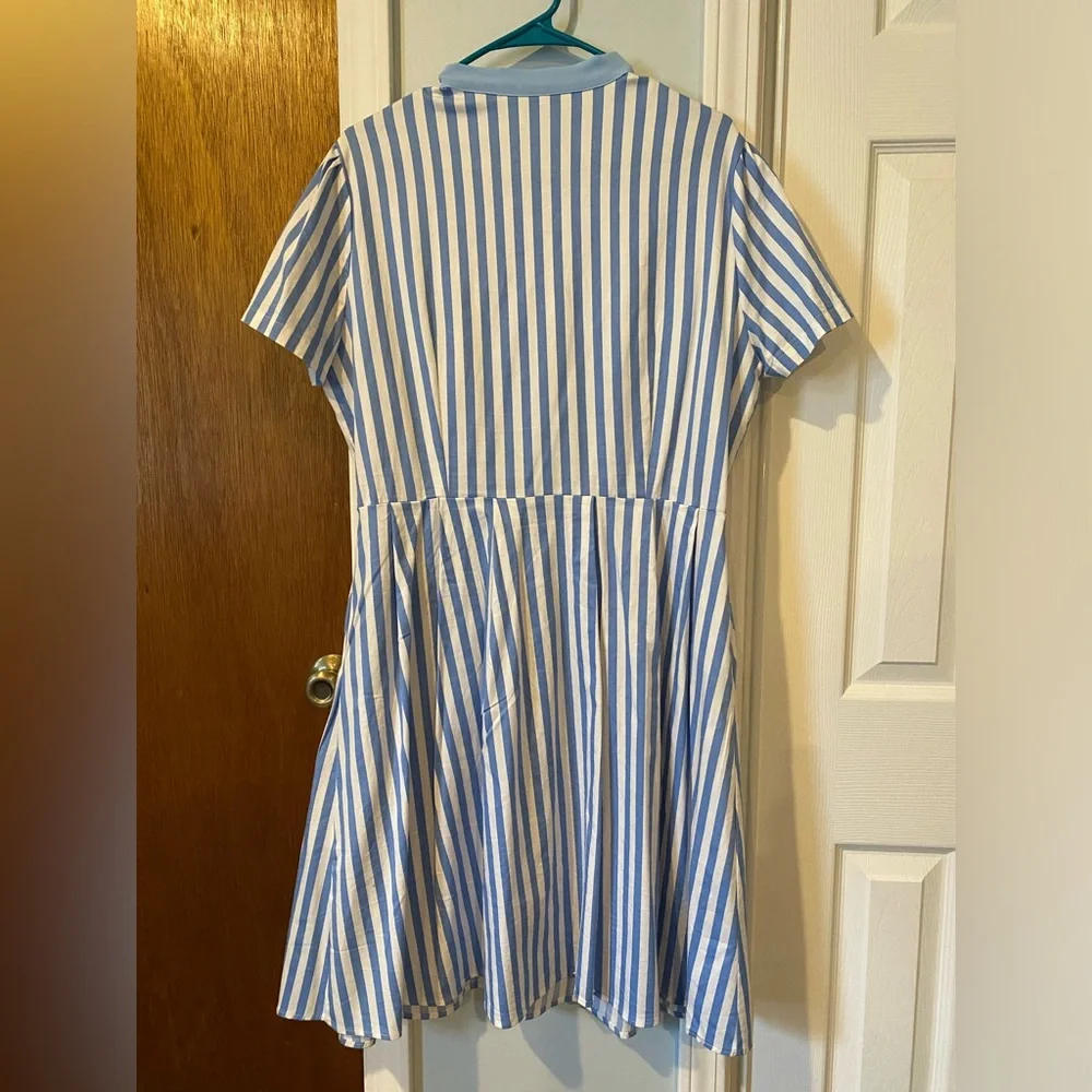 Retro-inspired blue-striped shirt dress size 3XL - Picture 2 of 4